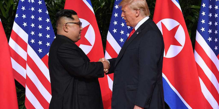 Qué paso en la cumbre entre Trump y Kim Jong-un
