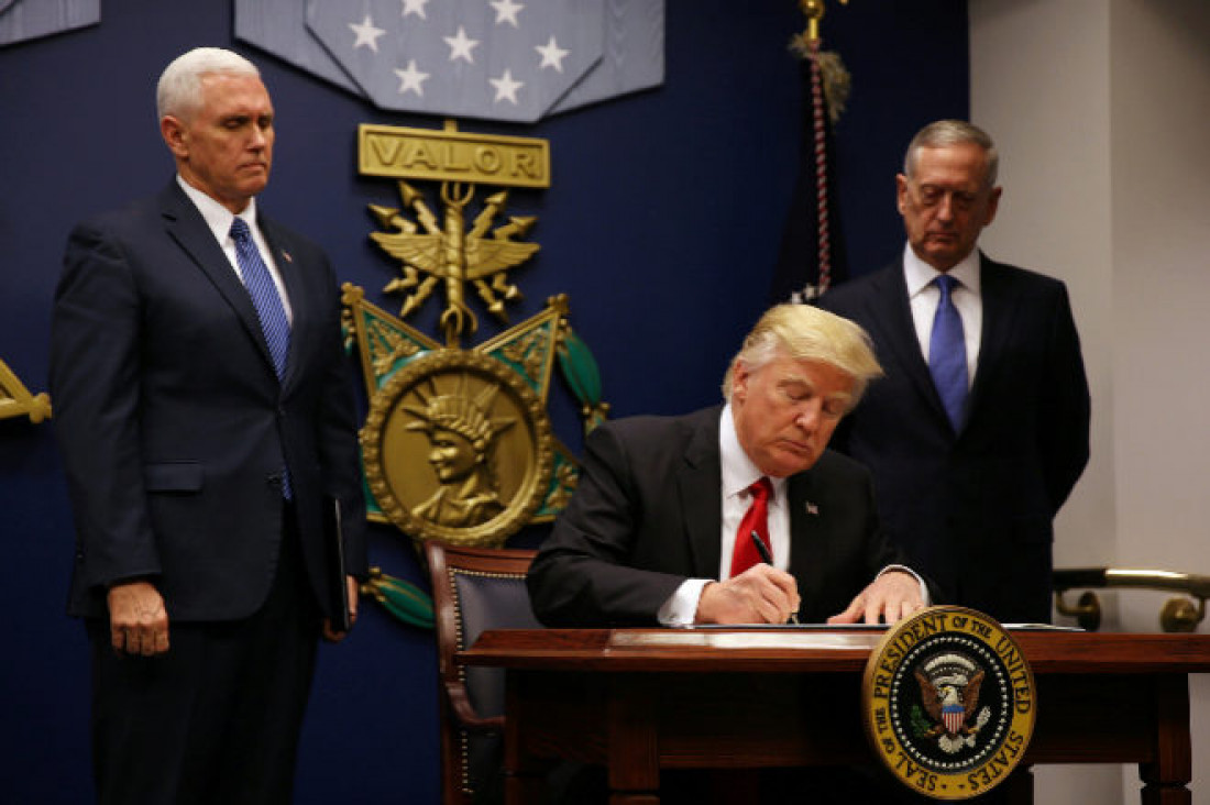 Trump firma una nueva orden migratoria: veta a seis países musulmanes