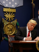Trump firma una nueva orden migratoria: veta a seis países musulmanes