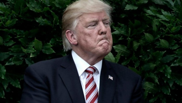 imagen Trump culpó ahora a los supremacistas y a la izquierda por los hechos en Virginia