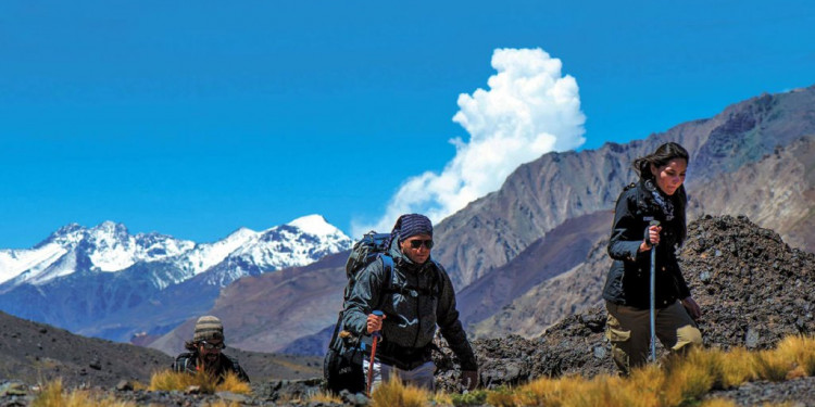 Dos turistas murieron escalando un cerro de Tunuyán