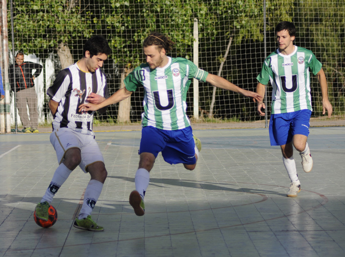 Futsal: ¡UNCuyo a semis!    