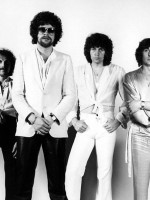 ¿Cuál es tu versión preferida de Last train to London? 