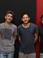 De patas cortas: acústico y show en vivo