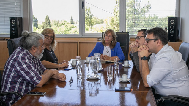 imagen Paro docente en la UNCUYO: la Rectora recibió a representantes de CONADU Histórica