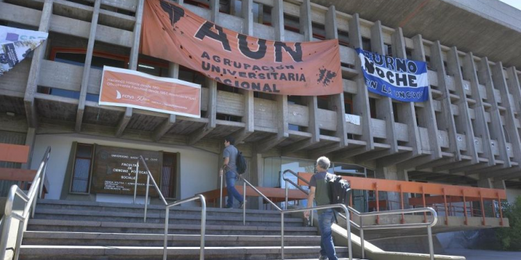 Decisiva semana nacional de lucha universitaria