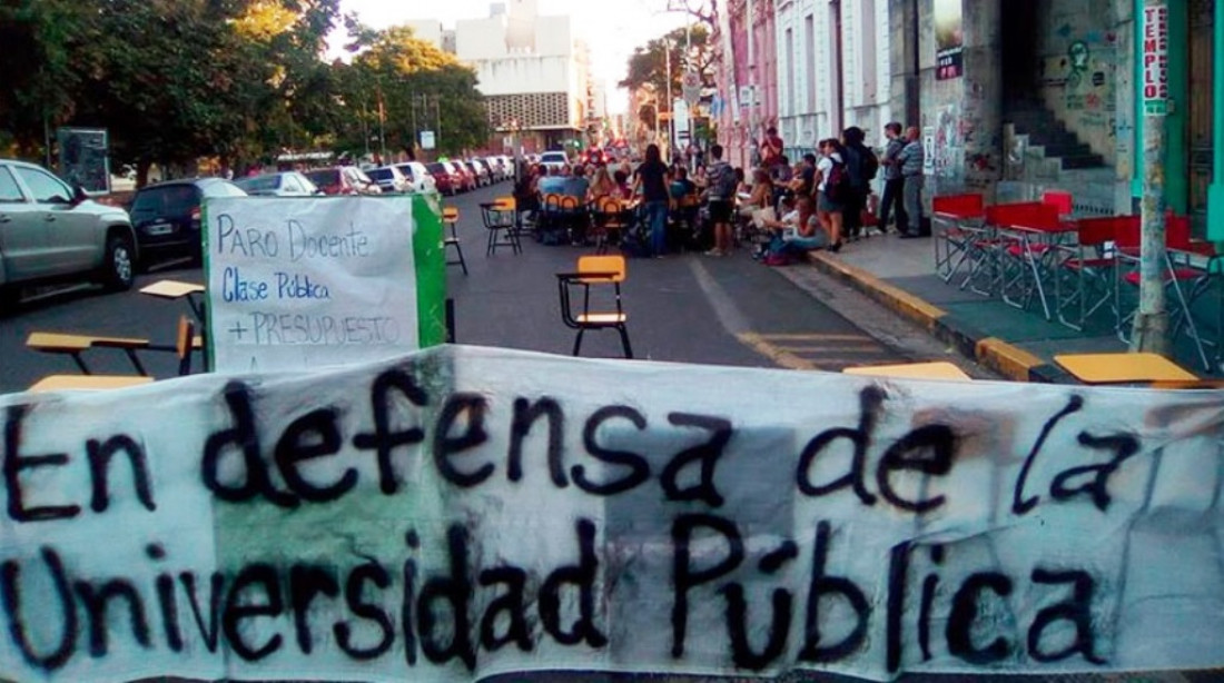 Docentes universitarios: "Estamos esperando que se abran las paritarias" 