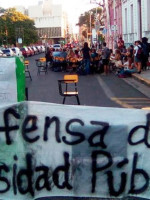 Docentes universitarios: "Estamos esperando que se abran las paritarias" 