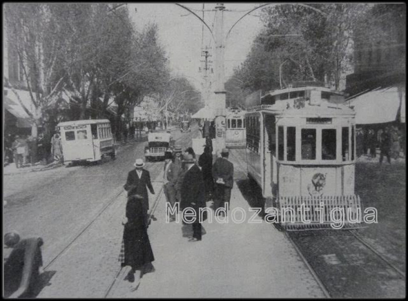 imagen La historia urbana de Mendoza en imágenes