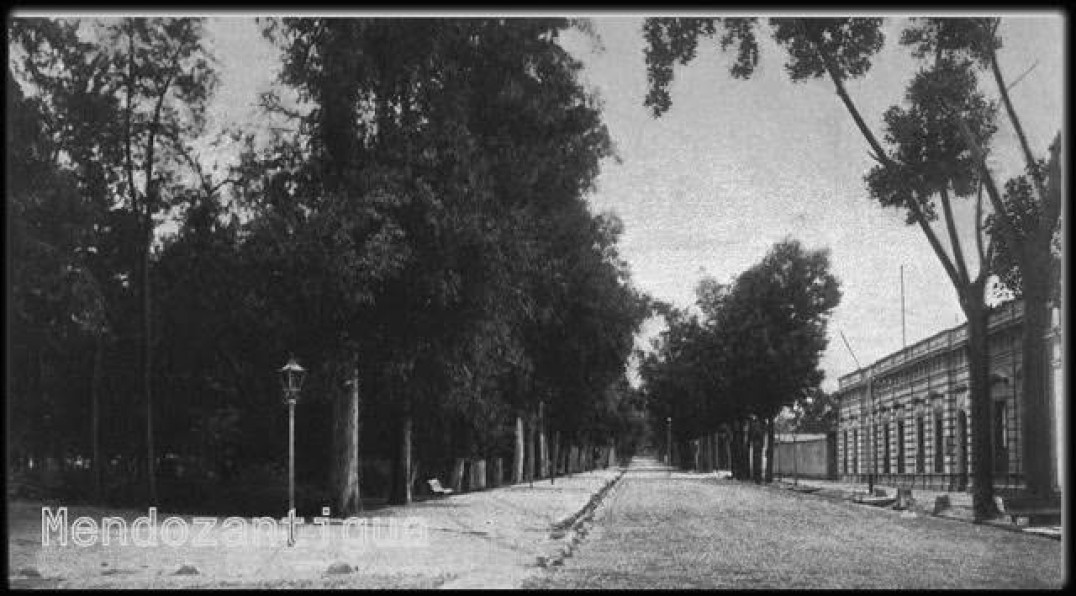 imagen La historia urbana de Mendoza en imágenes