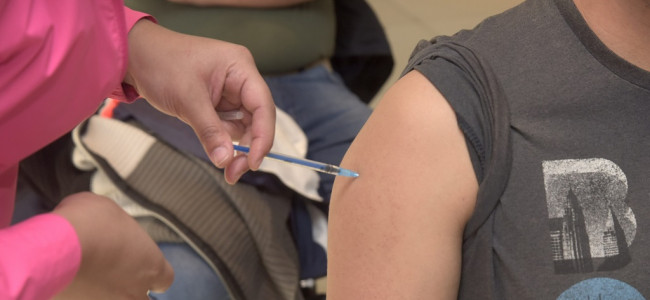 Los centros de vacunación contra la COVID-19 y la gripe tienen nuevos horarios