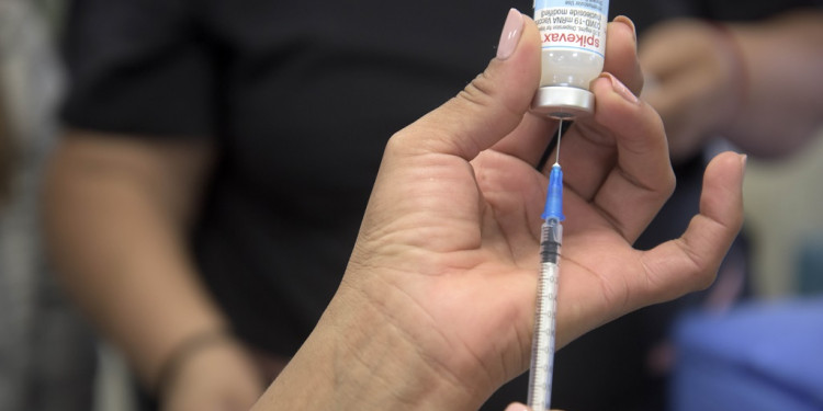 Comienza por los grupos de riesgo la vacunación antigripal 