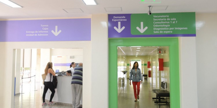 Refuerzo de la vacuna COVID-19: "El hospital Universitario siempre tiene disponibilidad de vacunas"