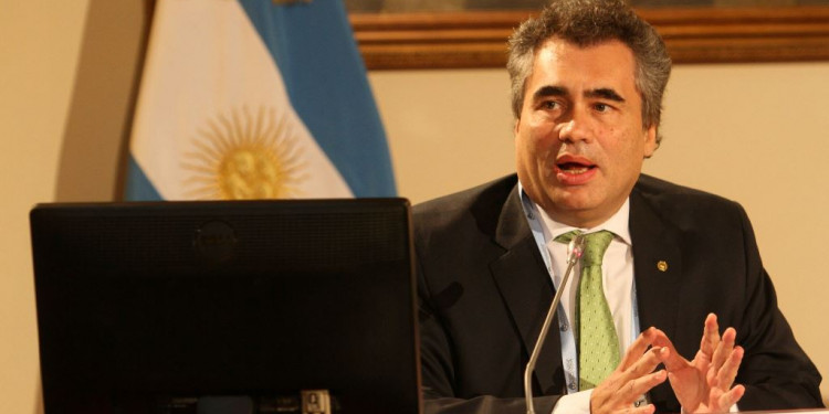 El presidente del BCRA, Alejandro Vanoli, presentó su renuncia