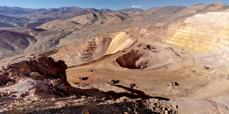 La Comisión de Minería aprobó un pedido de informes por el derrame en Veladero