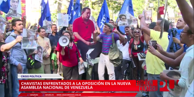 Chavistas enfrentados con la oposición
