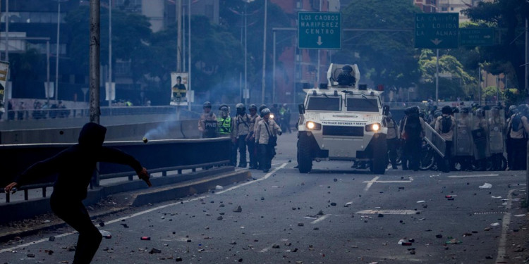 Muere otro joven en protestas contra el gobierno de Maduro