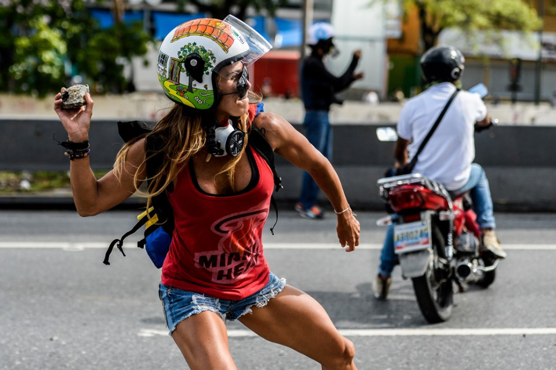 Un saldo de 30 muertos dejó el primer mes de protestas en Venezuela
