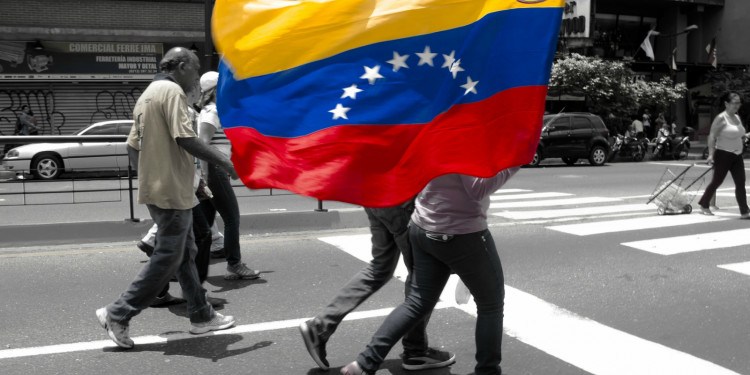 Crisis en Venezuela: "Si no hay muertos, no hay caos mediático"