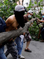 Venezuela: el Gobierno reprime una protesta y mueren al menos 2 personas