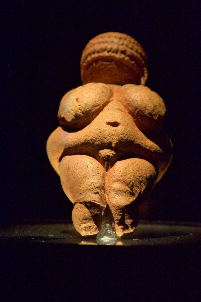Facebook pide disculpas por censurar la Venus de Willendorf por "pornográfica"