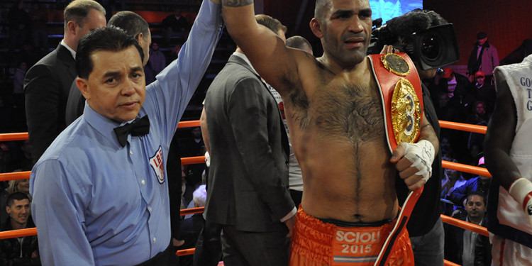  Boxeo: Víctor Ramírez expone su cinturón en Rusia  
