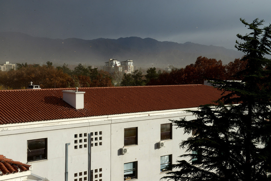 La DGE, la UNCUYO y la UTN suspendieron las clases por el Zonda