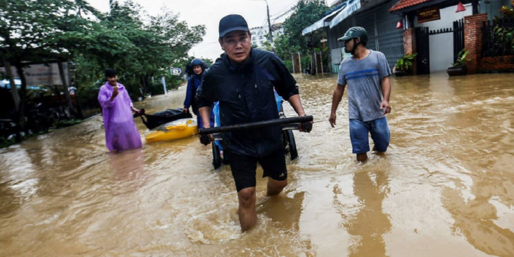 Vietnam: arrasó el huracán Damrey y dejó al menos 44 muertos