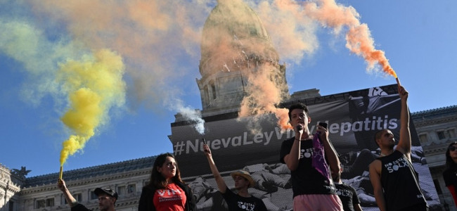 Ley de respuesta integral al VIH: "Viene a cambiar el paradigma ideológico que proponía la actual normativa"