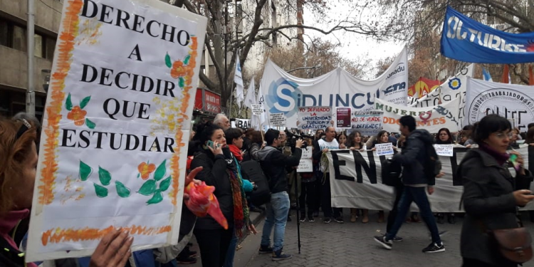 El reclamo universitario cruzó todo el país y se sintió en Mendoza