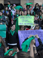 Masivo "pañuelazo" en Mendoza