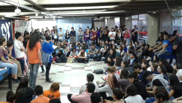 imagen Nuevas tomas: se sumaron las facultades de Políticas y Filosofía