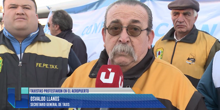 Taxistas protestaron en el aeropuerto por "maltrato"