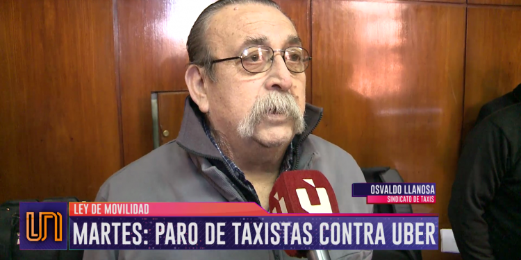 Taxistas paran en contra de Uber y la Ley de Movilidad