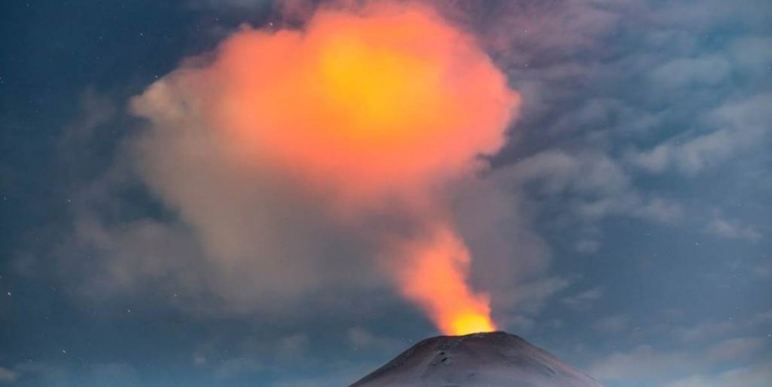 Entró en actividad el volcán chileno Villarrica, ubicado cerca de Neuquén