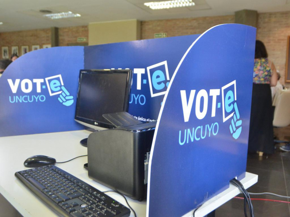 Voto Electrónico: "El sistema de la UNCUYO permite que la autoridad electoral no dependa de empresas privadas"