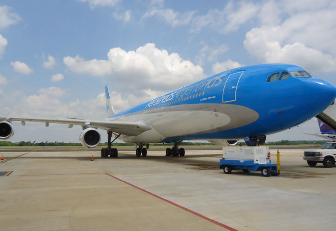 Aerolíneas Argentinas advierte por posibles demoras