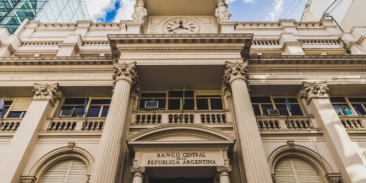 "El Central quiere recuperar la confianza de los mercados ahogando la economía"