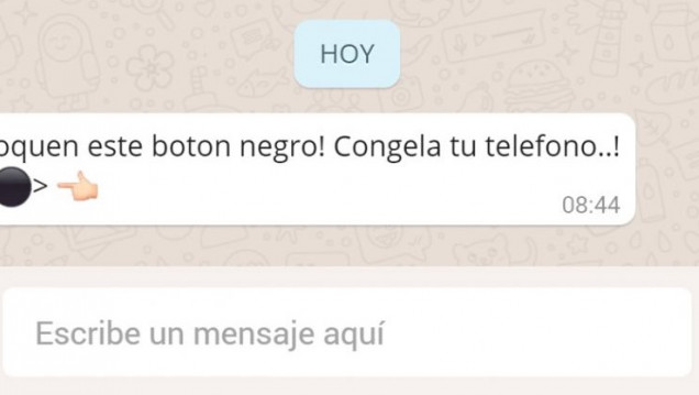 imagen De qué se trata el botón negro de WhatsApp que no podés resistirte a tocar