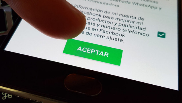 imagen WhatsApp: un "atentado a la privacidad en línea"