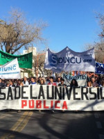 La marcha de la UNCUYO en fotos y videos
