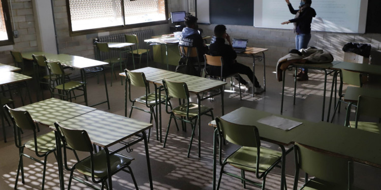 En el primer semestre del año se perdieron entre 5 y 10 días de clases por paro y capacitación docente