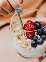 Alianza entre Conicet y Danone para llevar a la góndola yogures con probióticos