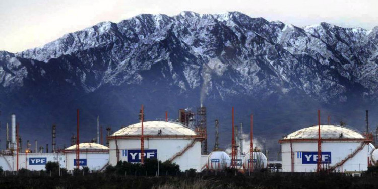 Levantan bloqueos en yacimientos de YPF en Neuquén