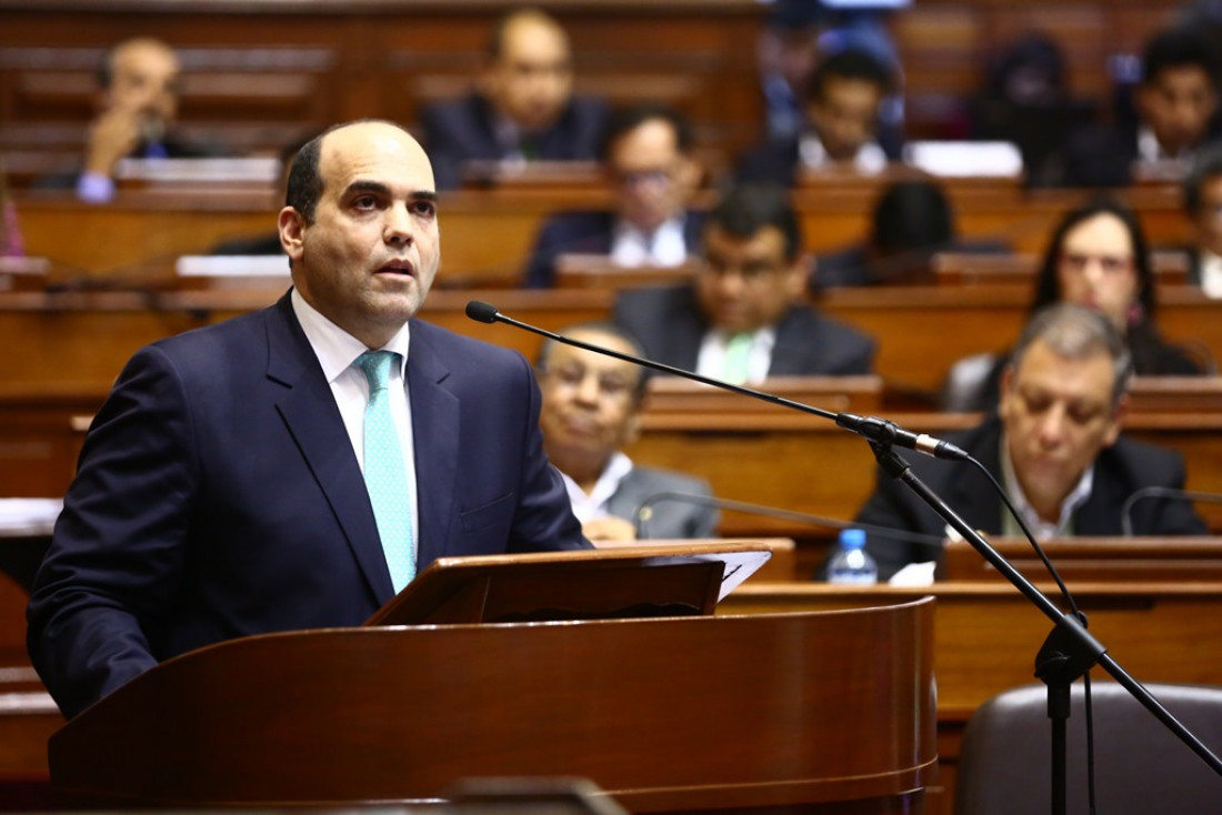El Parlamento peruano forzó el cese del Primer Ministro y todo su gabinete